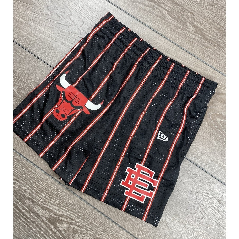 New Era Eric Emanuel Men's Chicago Bulls Striped Logo Shorts Black Size Small